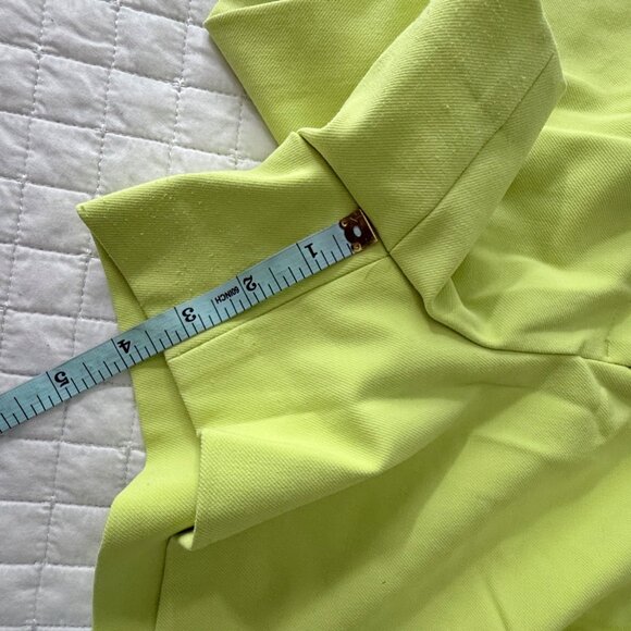 Express Womens Stylist Super High Rise Lime Green Shorts Size 8 62% Polyester & - Picture 13 of 13